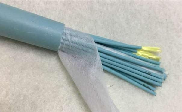 北海市欧孚光缆厂家：室内光缆和室外光缆的区别